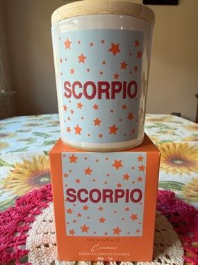 🕯️ Scorpio Scented Zodiac Candle 🕯️ NWT 🕯️